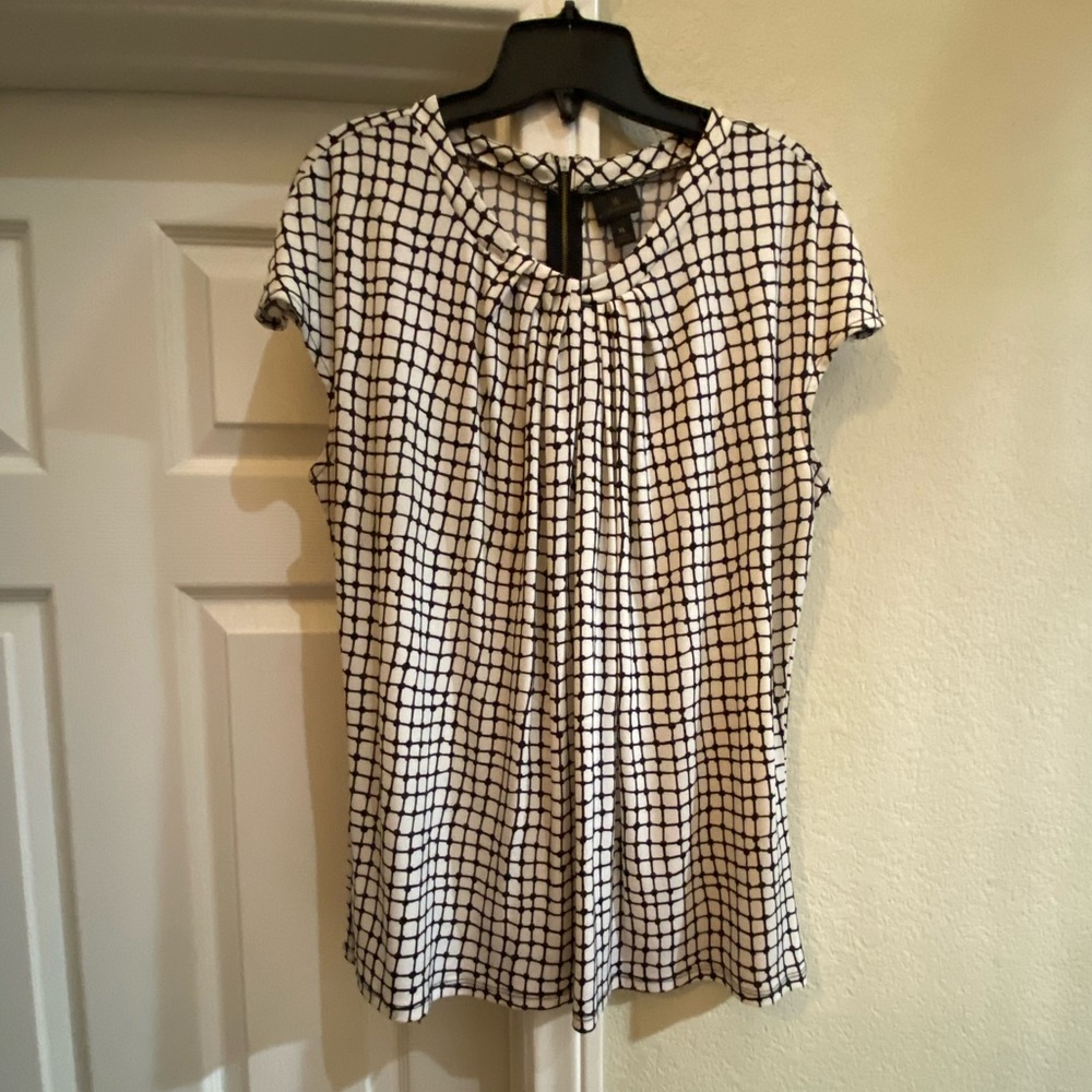 Worthington Back-Zip Blouse